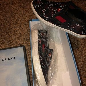 Gucci slip on
